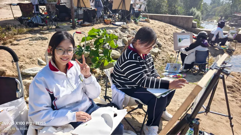 【每颗星都闪亮】赵艺涵:绘生活之美 赴集体之暖